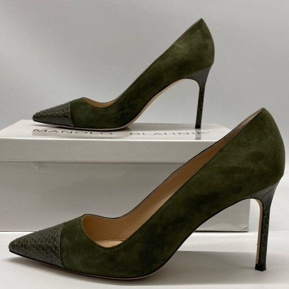 Manolo Blahnik Bipunta Leather Suede Olive Green Pumps Heels IOB EU 37.5 US 7